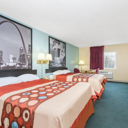 Super 8 By Wyndham Carthage Hotel Exterior photo